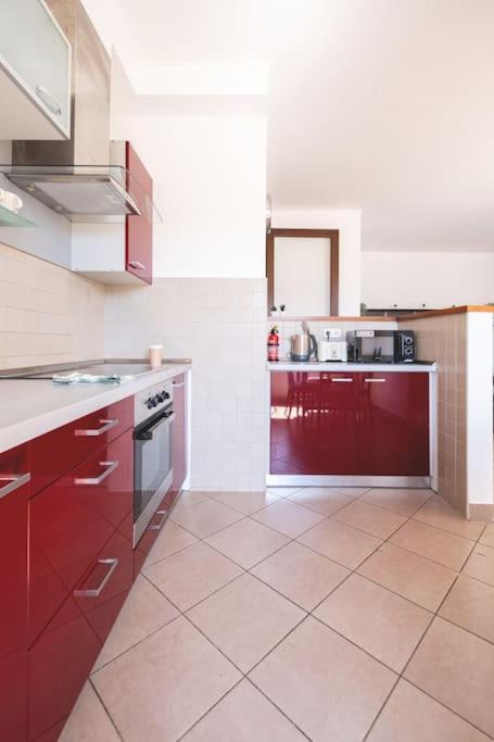 Bright Downtown Balcony Retreat Apartamento Budapeste Exterior foto